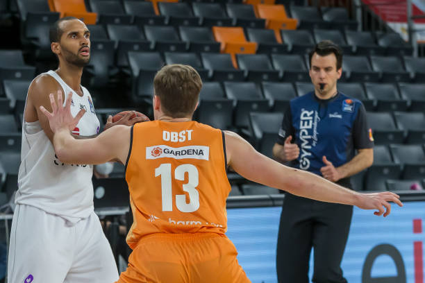 齐头并进 齐头并进